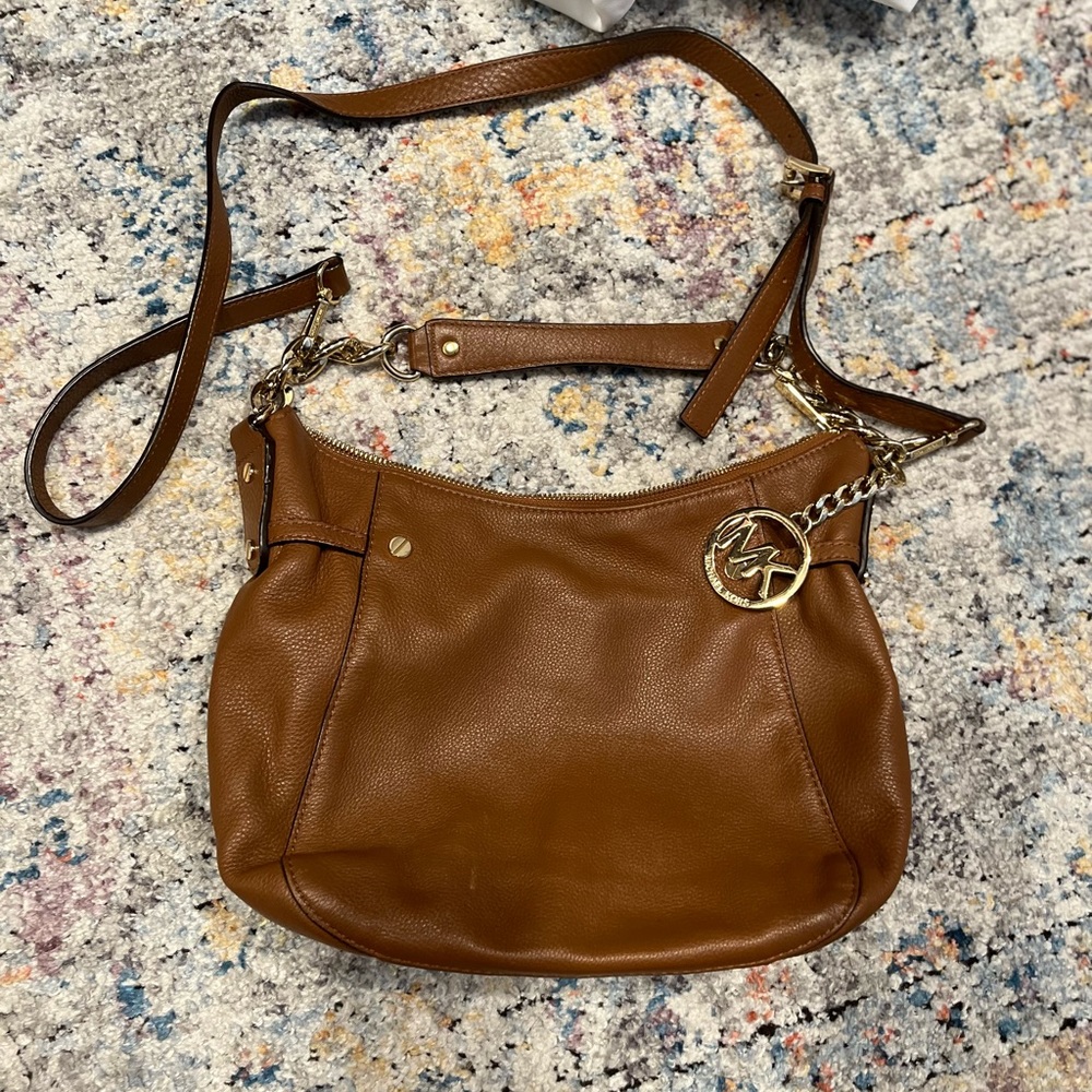 Cute shoulder bag!